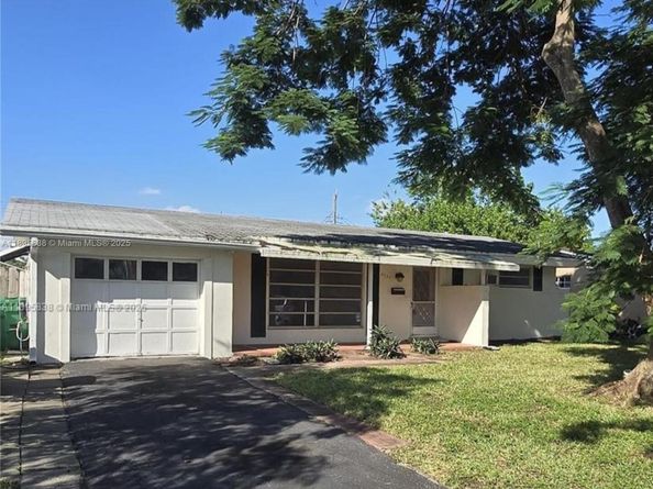 6737 Arbor Dr, Miramar FL 33023