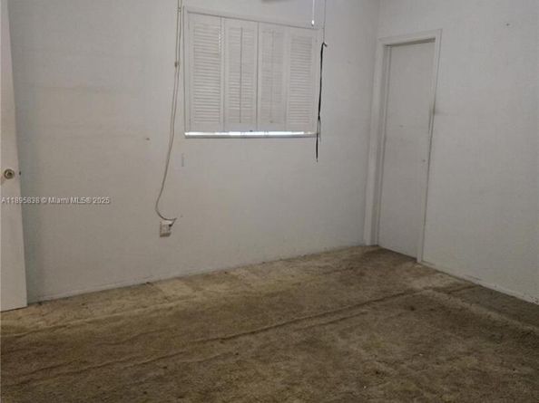 6737 Arbor Dr, Miramar FL 33023