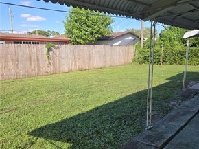 6737 Arbor Dr, Miramar FL 33023