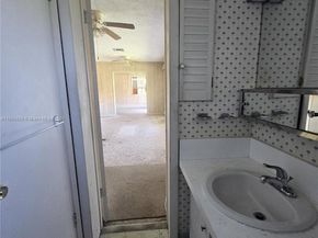 6737 Arbor Dr, Miramar FL 33023