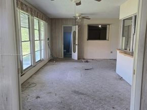 6737 Arbor Dr, Miramar FL 33023