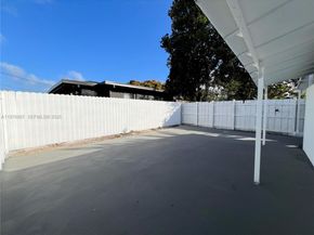 10090 W Fern St, Miami FL 33157