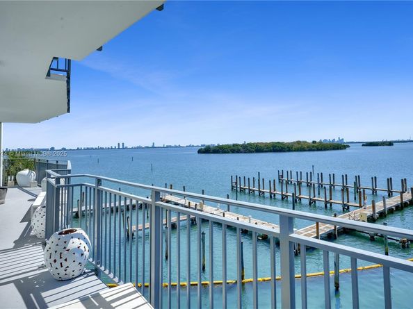 770 NE 69th St 4I, Miami FL 33138