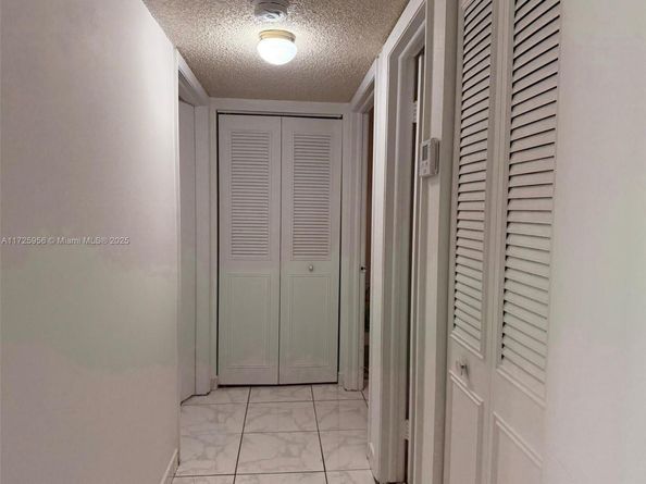 8420 SW 133rd Ave Rd 317, Miami FL 33183