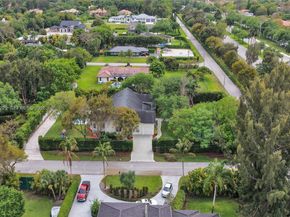 12350 NW 6th St, Plantation FL 33325