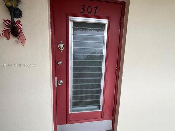 4299 NW 16th St 307, Lauderhill FL 33313