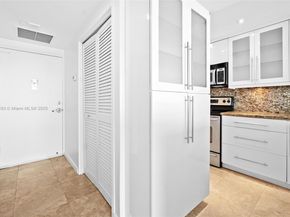 1000 West Ave PH12, Miami Beach FL 33139