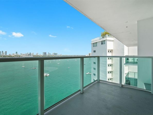 1000 West Ave PH12, Miami Beach FL 33139