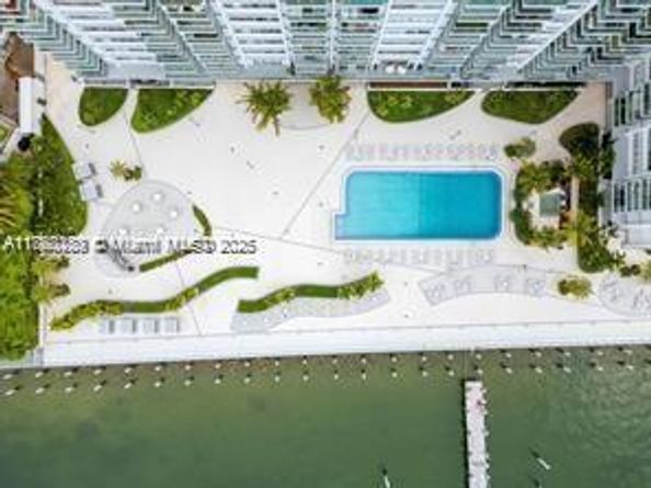1000 West Ave PH12, Miami Beach FL 33139