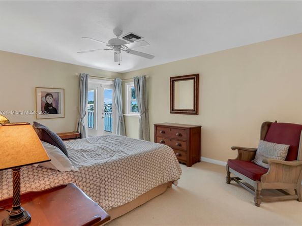 2845 Garden Dr, Cooper City FL 33026