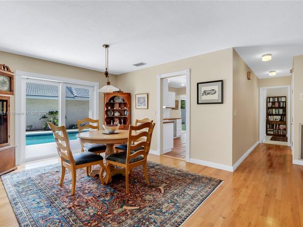 2845 Garden Dr, Cooper City FL 33026