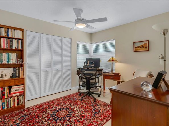 2845 Garden Dr, Cooper City FL 33026