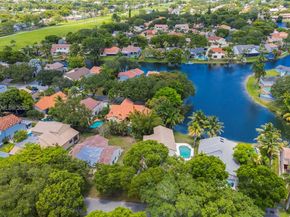 2845 Garden Dr, Cooper City FL 33026