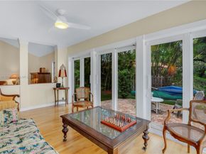 2845 Garden Dr, Cooper City FL 33026