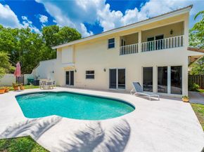 2845 Garden Dr, Cooper City FL 33026
