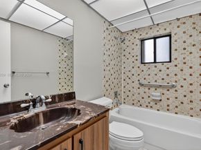 8065 SW 107th Ave 106, Miami FL 33173