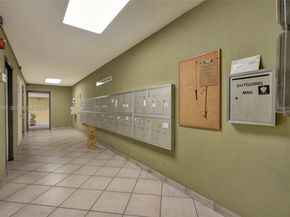 1425 Arthur St 301A, Hollywood FL 33020