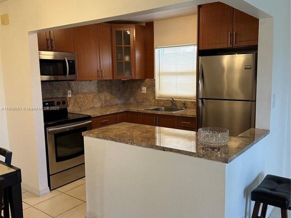 1425 Arthur St 301A, Hollywood FL 33020