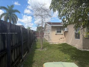 7825 SW 127th Ct, Miami FL 33183