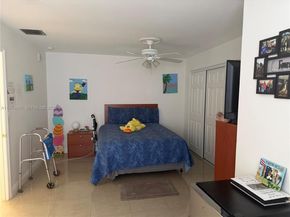 7825 SW 127th Ct, Miami FL 33183