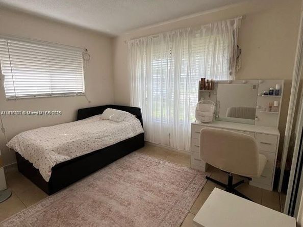 1148 Johnson St, Hollywood FL 33019