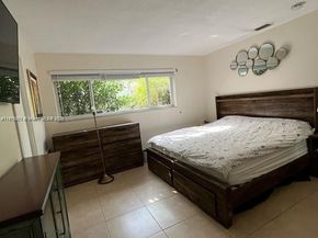 1148 Johnson St, Hollywood FL 33019