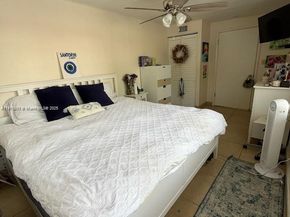 1148 Johnson St, Hollywood FL 33019