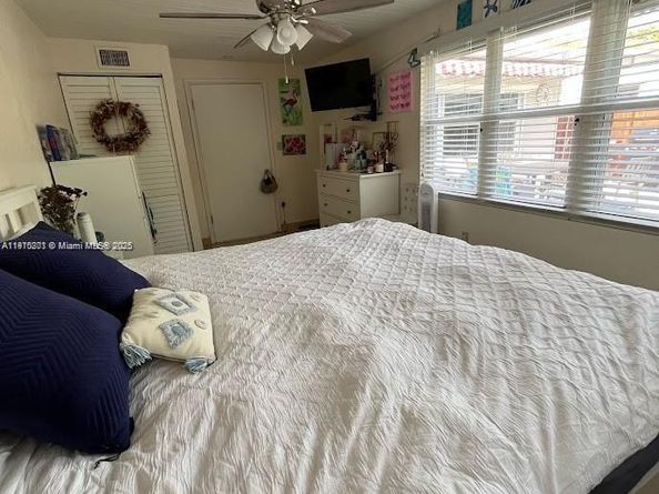 1148 Johnson St, Hollywood FL 33019