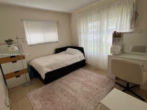 1148 Johnson St, Hollywood FL 33019