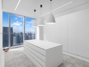 700 NE 26th Ter PH02, Miami FL 33137