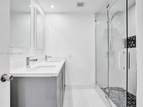 4183 Crystal Lake Dr, Deerfield Beach FL 33064