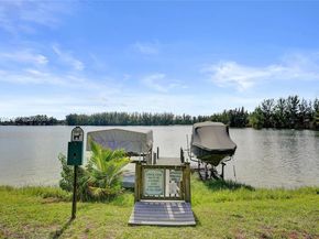 4183 Crystal Lake Dr, Deerfield Beach FL 33064