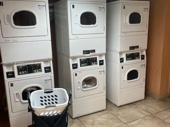 1810 W 56th St 3315, Hialeah FL 33012