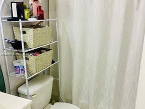 1810 W 56th St 3315, Hialeah FL 33012