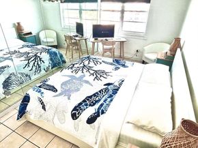 100 Lincoln Rd 825, Miami Beach FL 33139