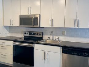 3944 NE 167th St 106, North Miami Beach FL 33160