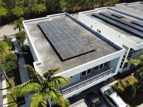 7475 NW 97th Ct, Doral FL 33178