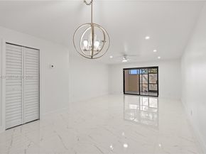 9740 NW 10th St 82, Pembroke Pines FL 33024