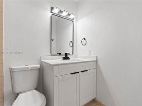 9740 NW 10th St 82, Pembroke Pines FL 33024