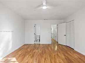 9740 NW 10th St 82, Pembroke Pines FL 33024