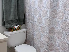 199 SW 12th Ave 415B, Miami FL 33130