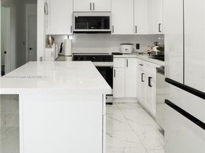 2160 NW 45th St, Miami FL 33142