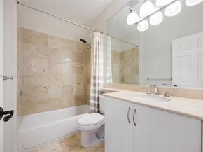 3204 Bird Ave 108, Coconut Grove FL 33133