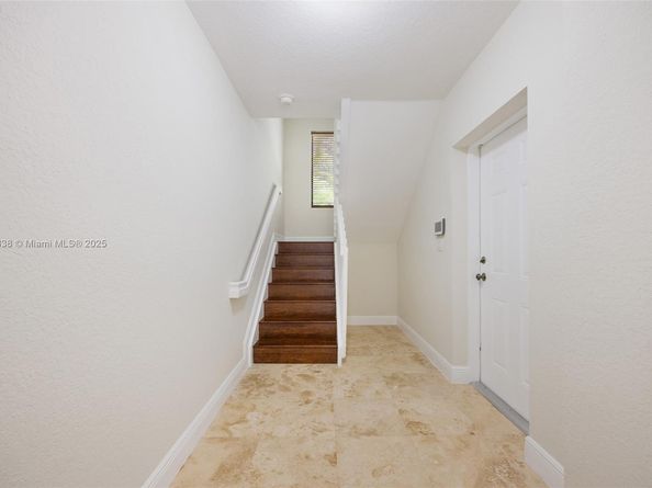 3204 Bird Ave 108, Coconut Grove FL 33133