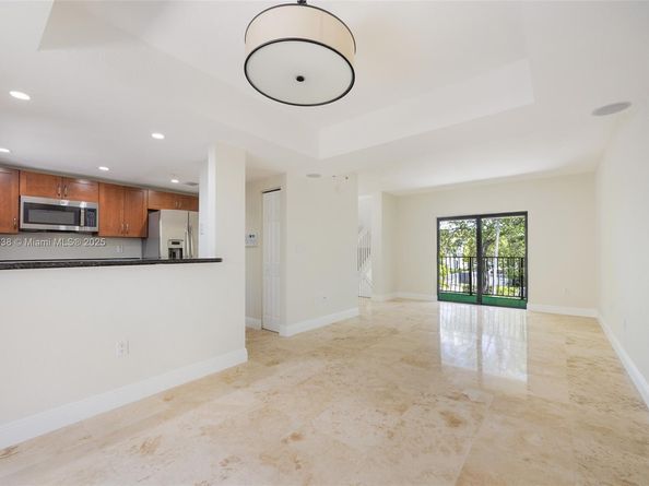 3204 Bird Ave 108, Coconut Grove FL 33133