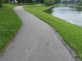 3850 Washington St 314, Hollywood FL 33021