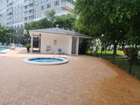 3850 Washington St 314, Hollywood FL 33021