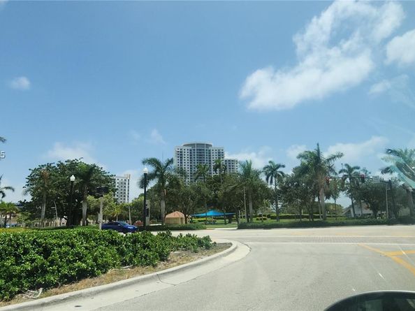 3850 Washington St 314, Hollywood FL 33021