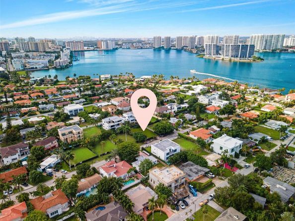 262 189th Ter, Sunny Isles Beach FL 33160