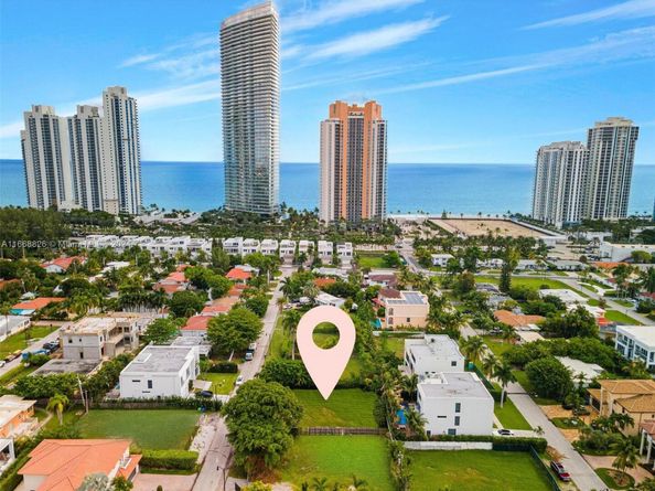 262 189th Ter, Sunny Isles Beach FL 33160